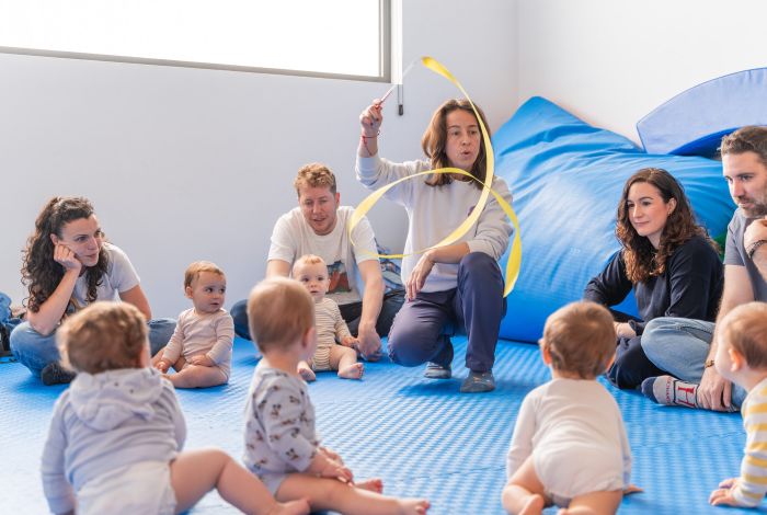 foto de actividad con bebés