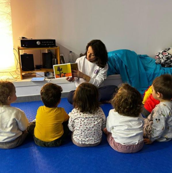 foto de actividad con bebés