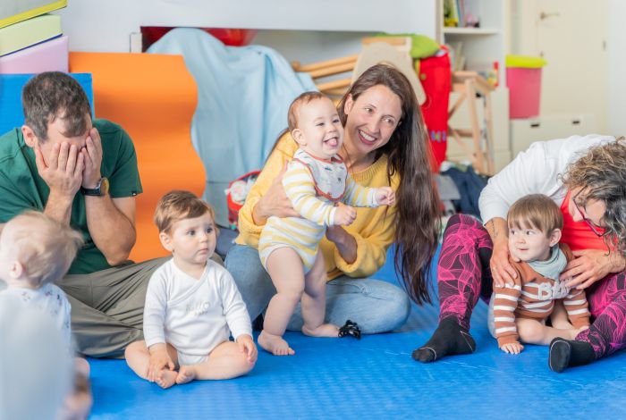foto de actividad con bebés