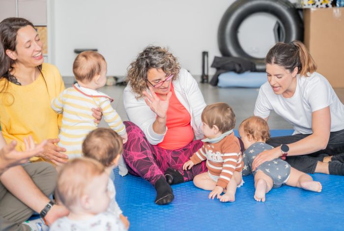 foto de actividad con bebés