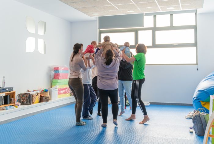 foto de actividad con bebés