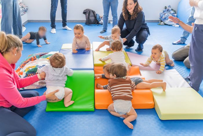 foto de actividad con bebés
